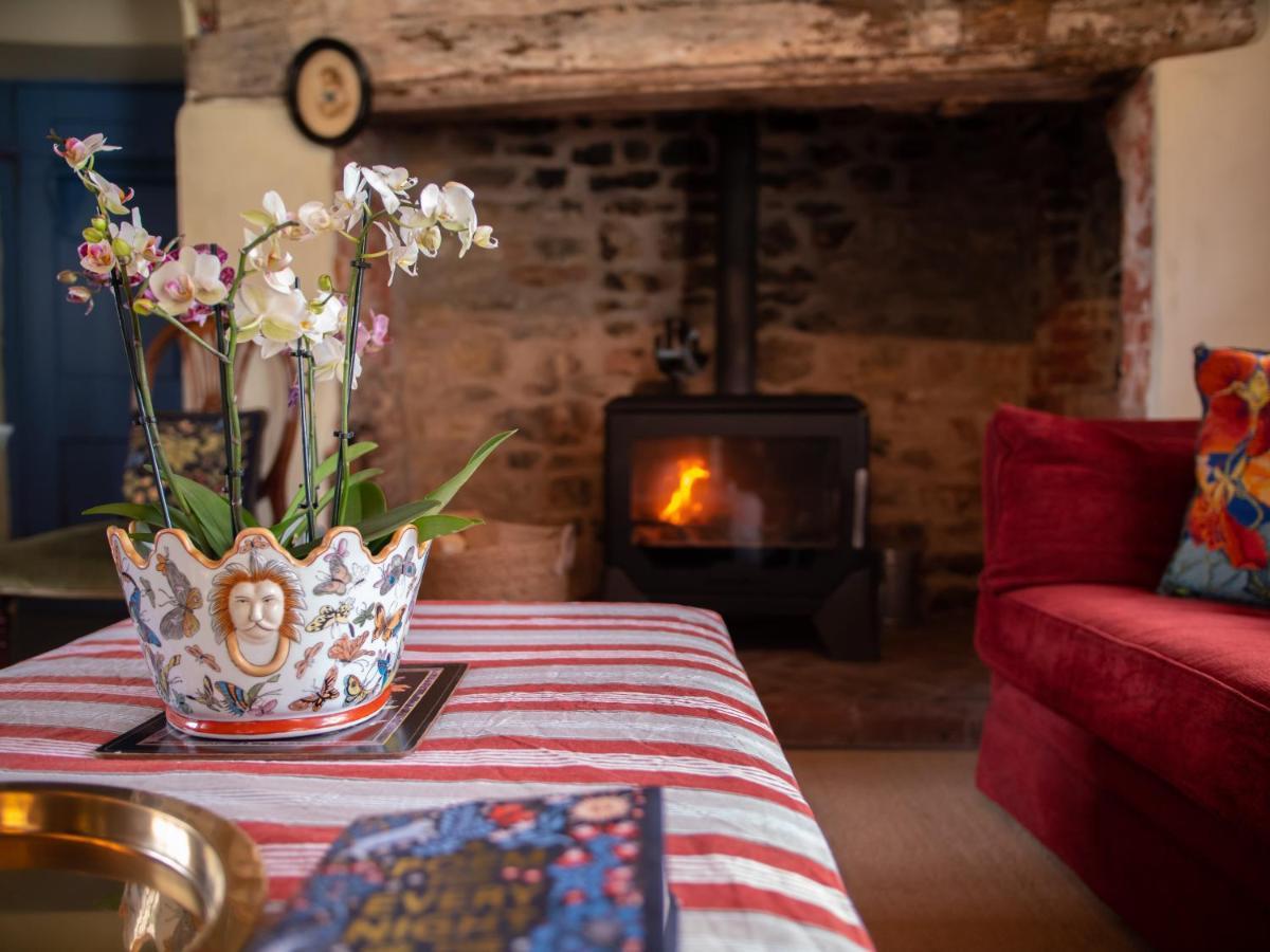 Country Cottage With Spa, Catering, Gardens, Nature Reserve Walks - Free Parking, Self Checkin Scunthorpe Exterior foto